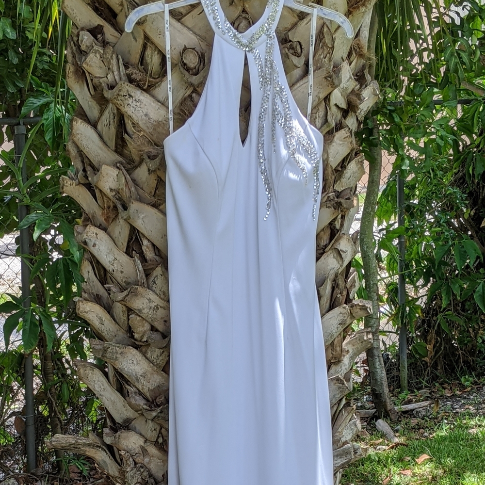 NightWay Long Gown - Picture 6 of 16